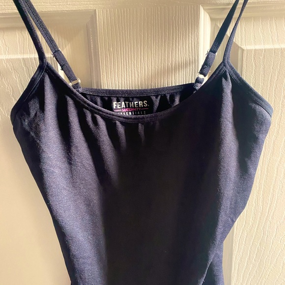 New never worn maternity outfit - Picture 2 of 3